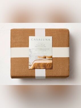 EUC Casaluna Heavyweight Linen Blend Duvet Cover with Shams. Full/Queen